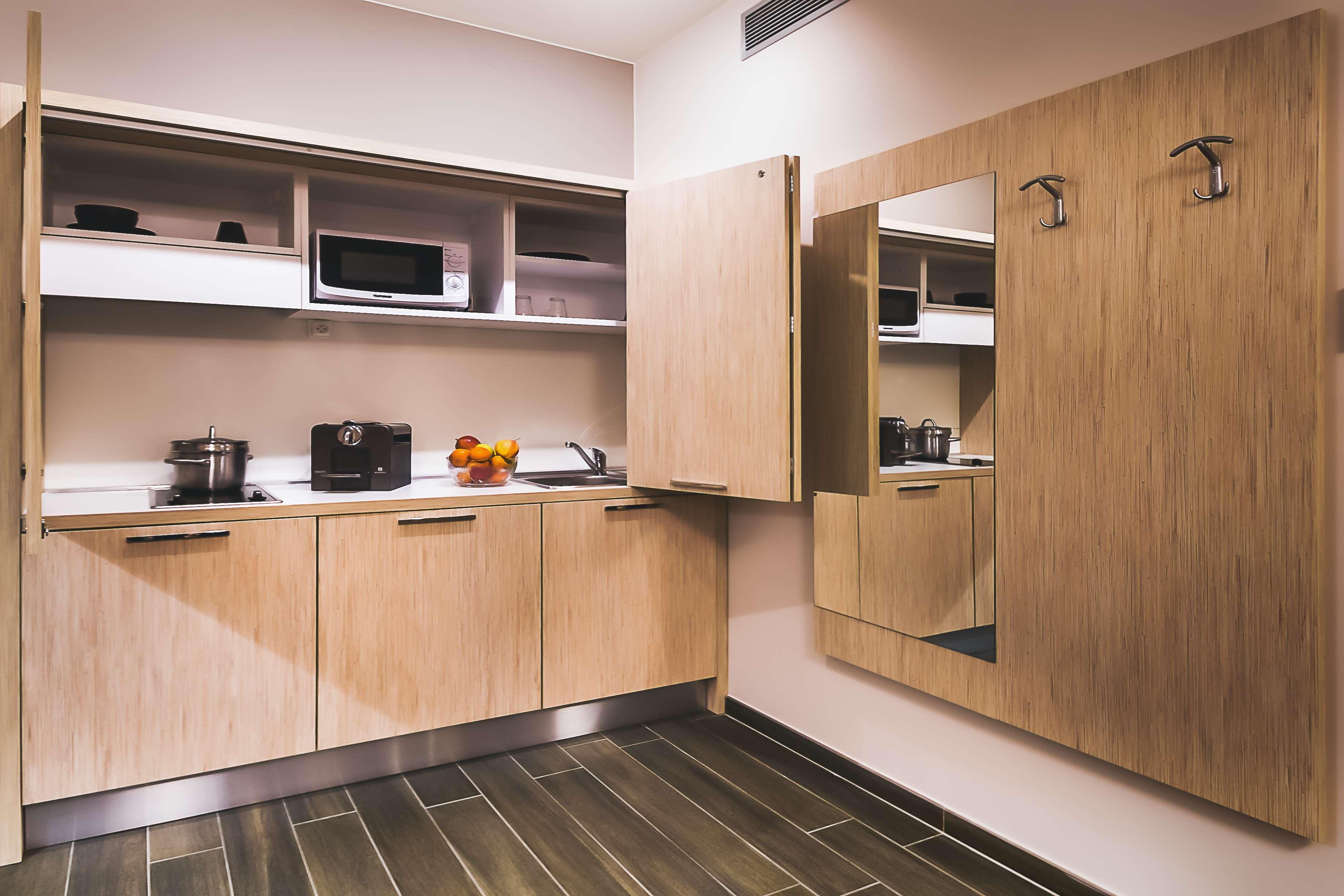 Ibis Styles Charleroi Airport Aero 44 Hotell Eksteriør bilde