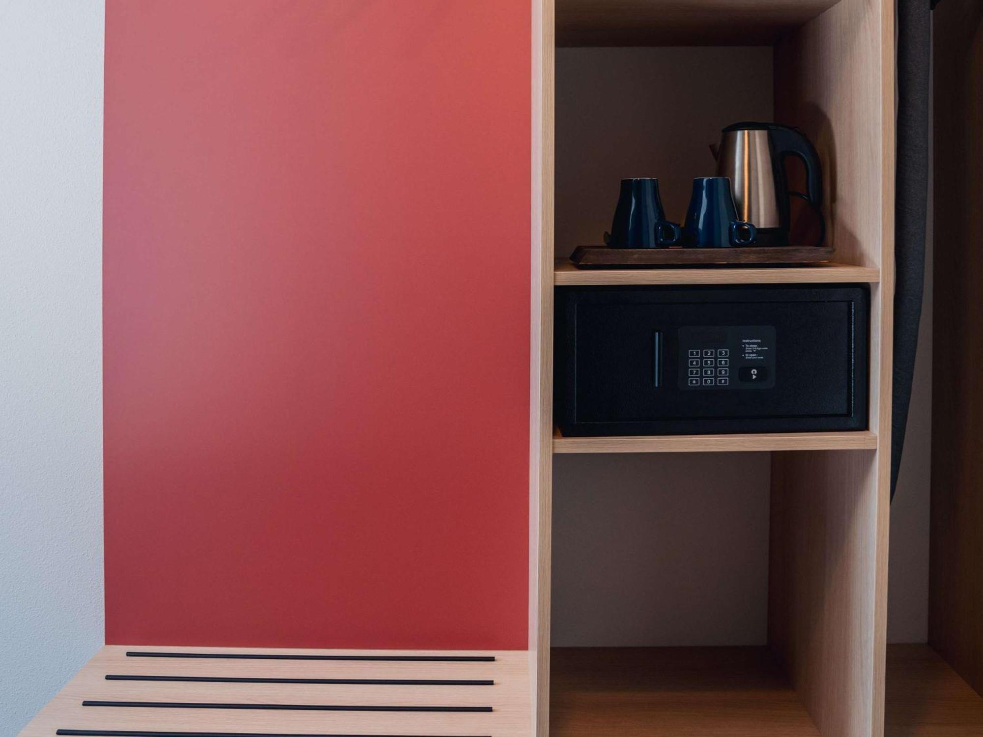 Ibis Styles Charleroi Airport Aero 44 Hotell Eksteriør bilde