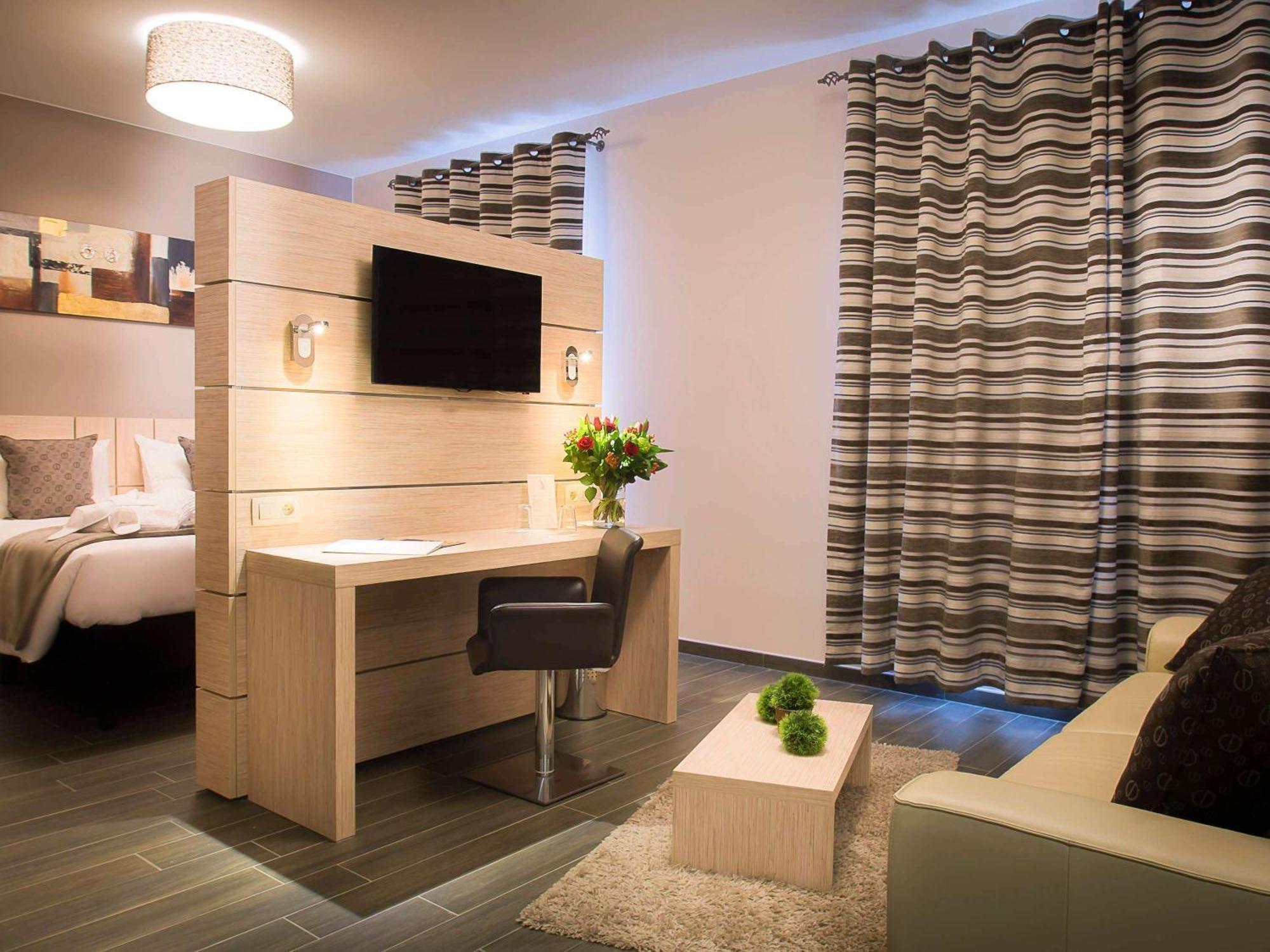 Ibis Styles Charleroi Airport Aero 44 Hotell Eksteriør bilde