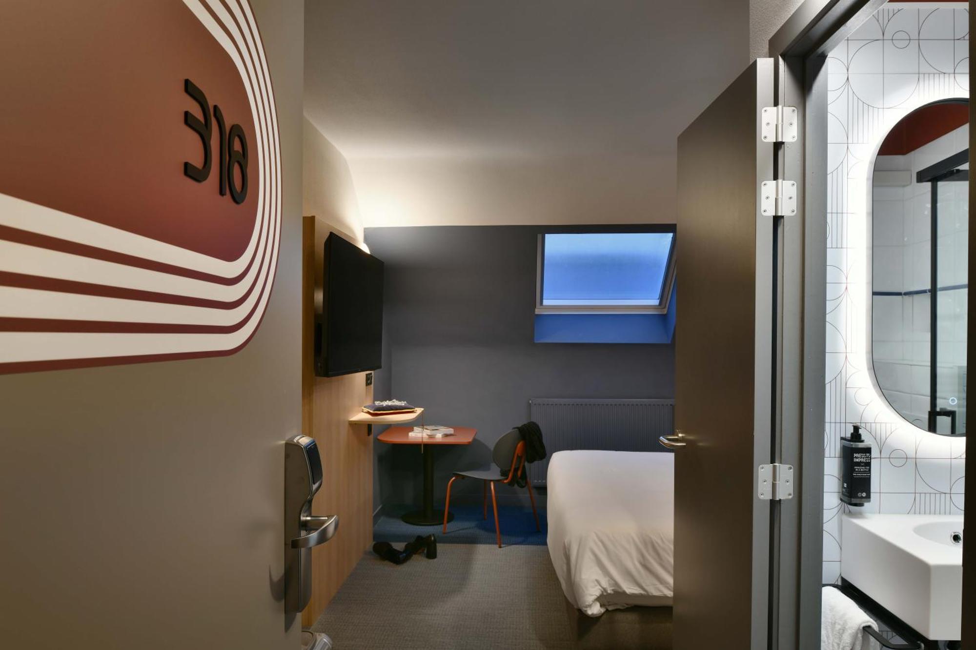 Ibis Styles Charleroi Airport Aero 44 Hotell Eksteriør bilde