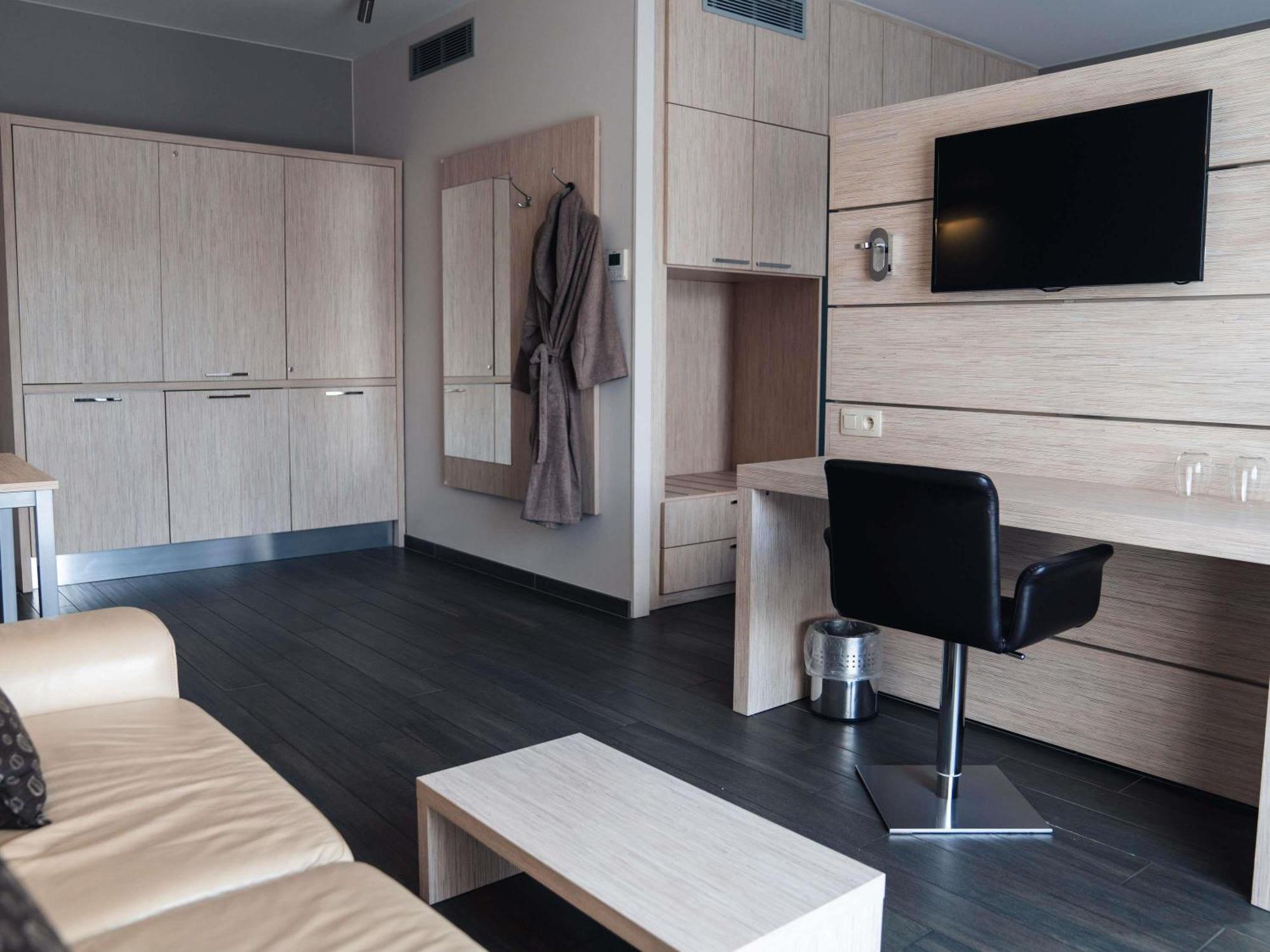 Ibis Styles Charleroi Airport Aero 44 Hotell Eksteriør bilde