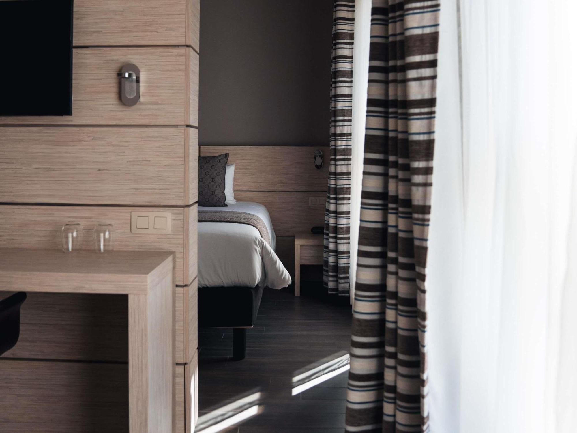 Ibis Styles Charleroi Airport Aero 44 Hotell Eksteriør bilde